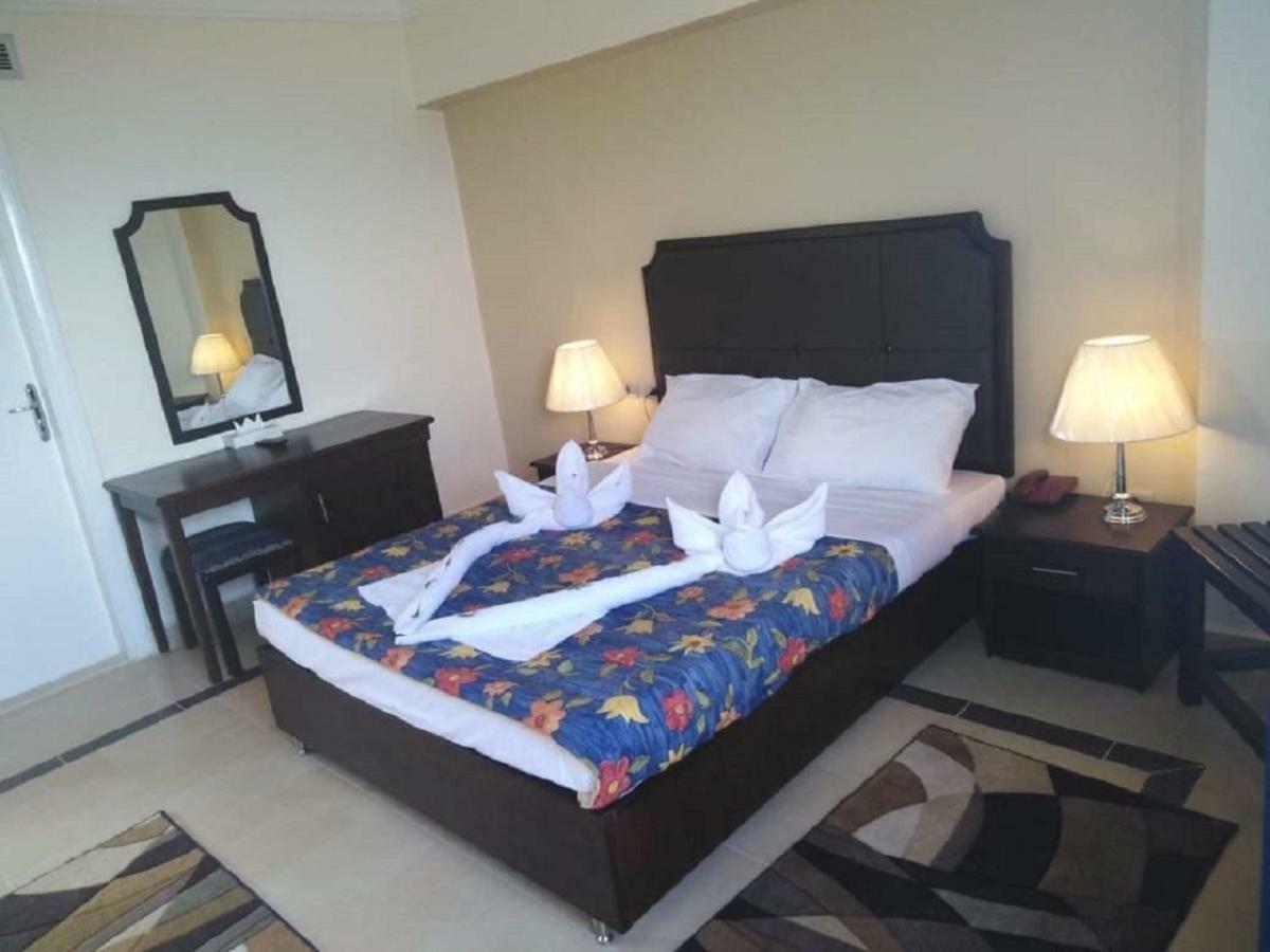 עיין סוחנה Amigo El-Sokhna Hotel מראה חיצוני תמונה