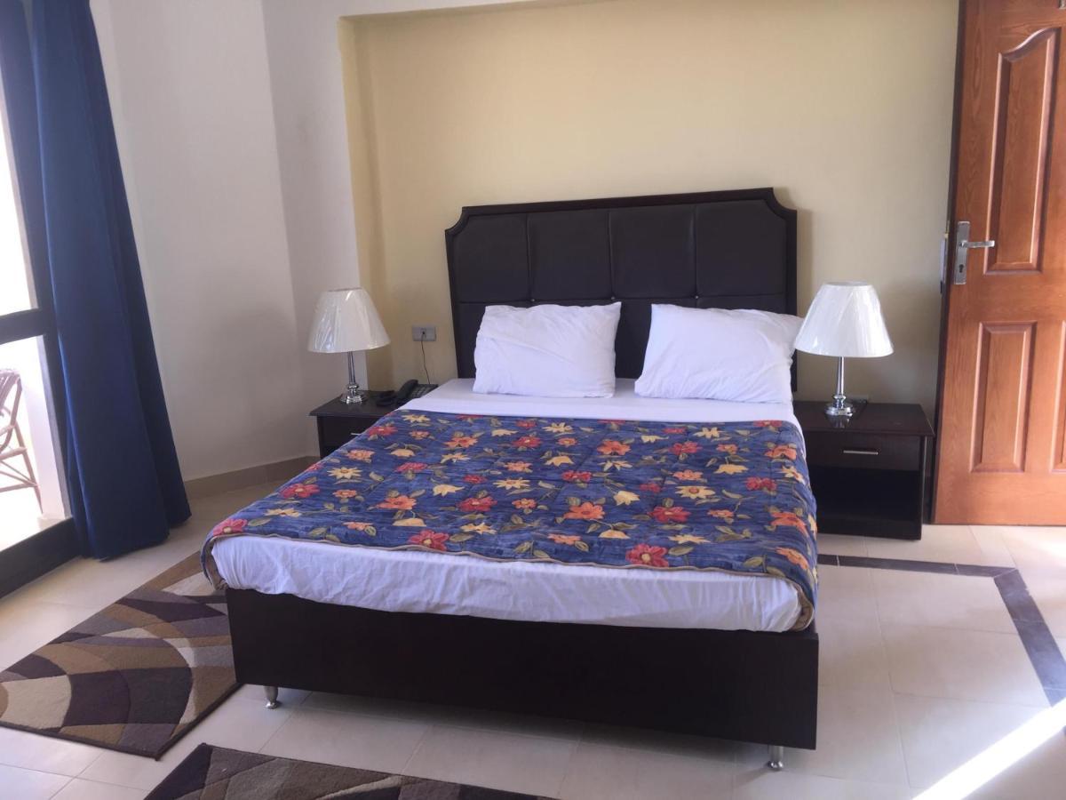 עיין סוחנה Amigo El-Sokhna Hotel מראה חיצוני תמונה